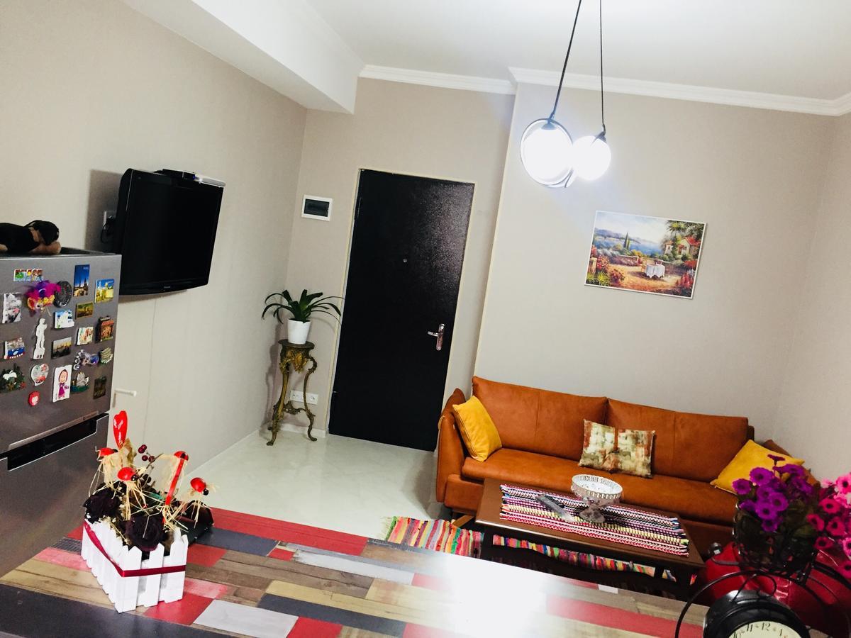 Chika Apartamento Kʼutʼaisi Exterior foto