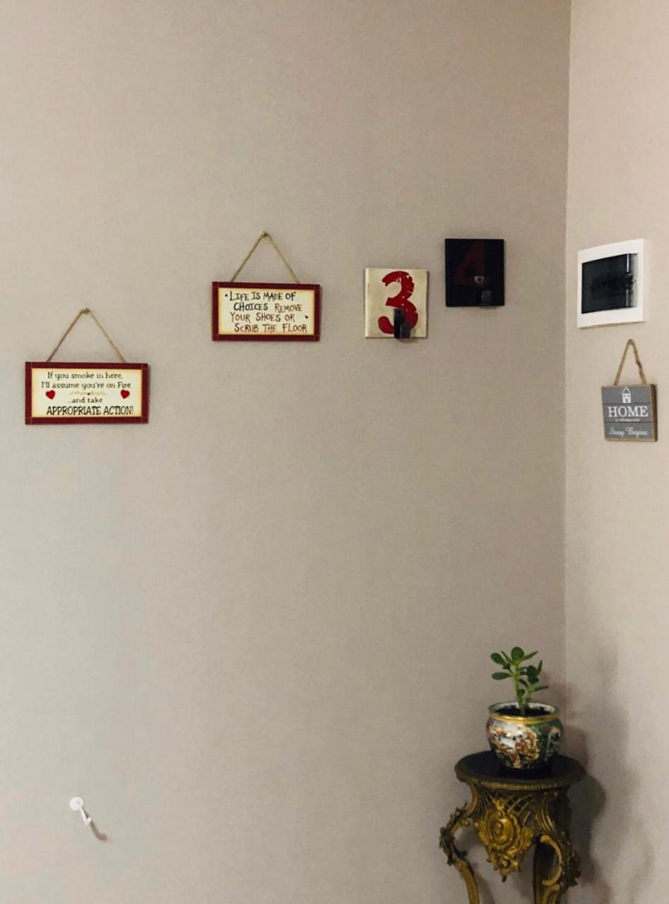 Chika Apartamento Kʼutʼaisi Exterior foto